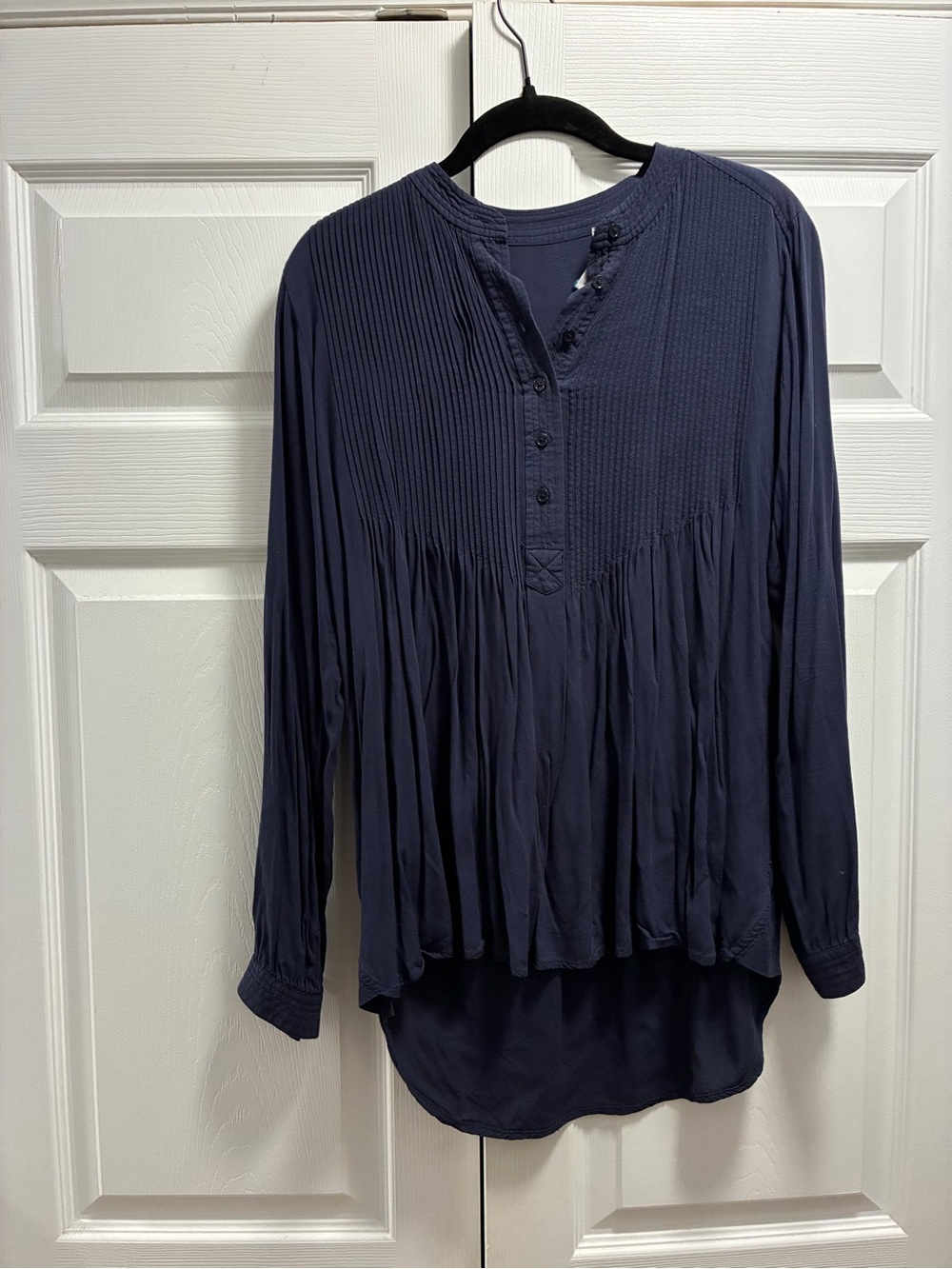 Sundance Navy Long-Sleeve Pintuck Peasant Blouse